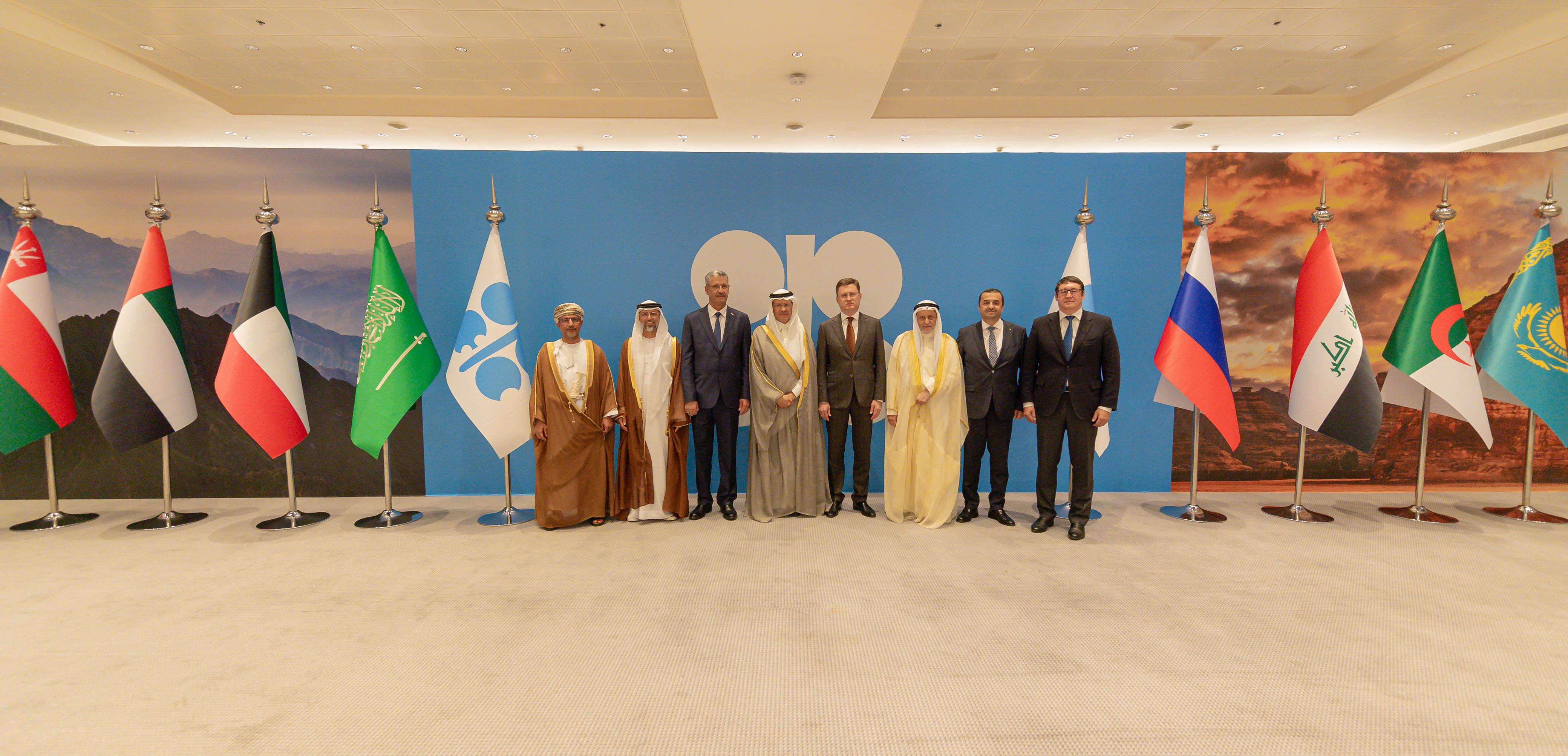 Saudi Arabia, Russia, Iraq, the United Arab Emirates, Kuwait, Kazakhstan, Algeria, and Oman met in person in Riyadh on the sidelines of the 37th OPEC and non-OPEC Ministerial Meeting (ONOMM)